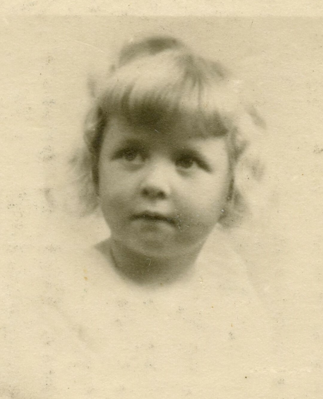 Verschuuren-Fam-12-10-1944-Bidpr-Foto-Tiny.jpg