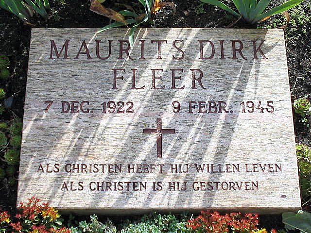 fleer.m.d.2004.jpg