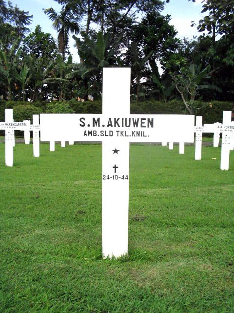 akiuwen.s.m.2005.jpg