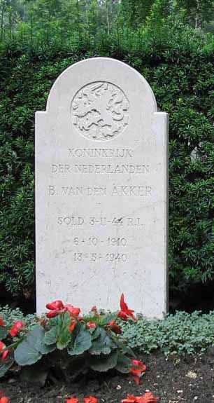 B.v.den Akker.jpg