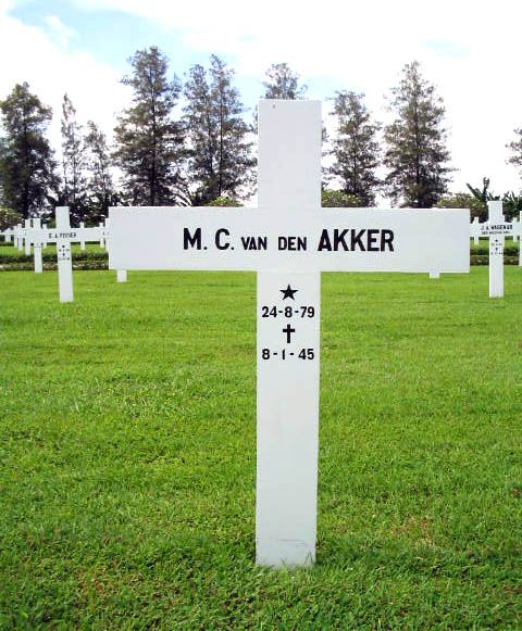 akker m.c.van den.jpg