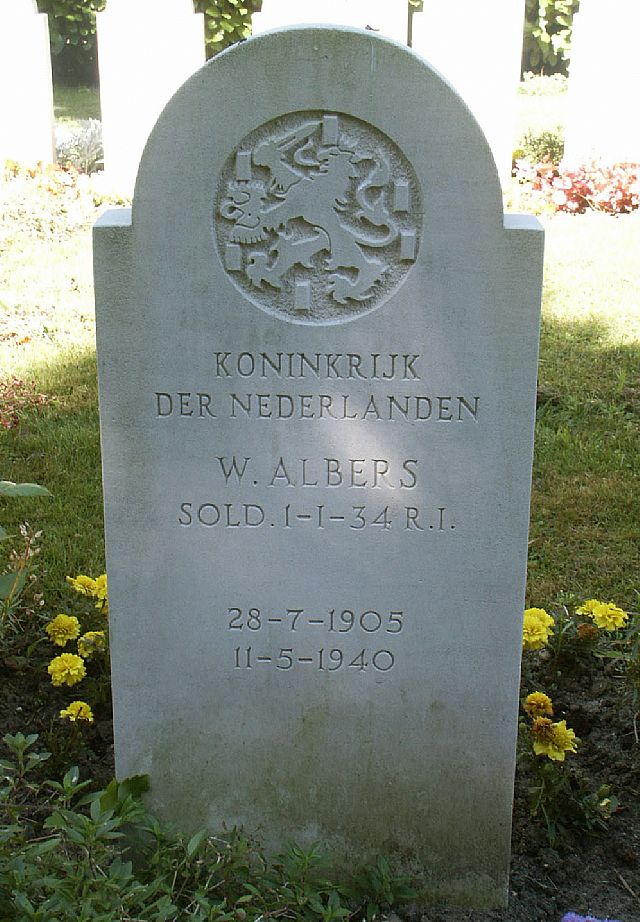 W.Albers.jpg