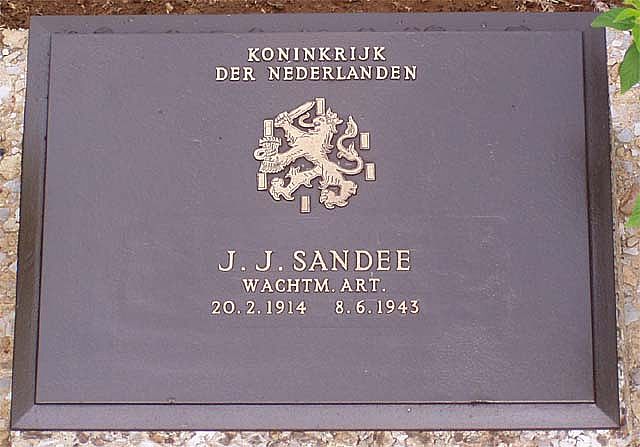 sandee.j.j.2006.jpg
