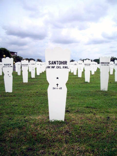 santohir.2005.jpg
