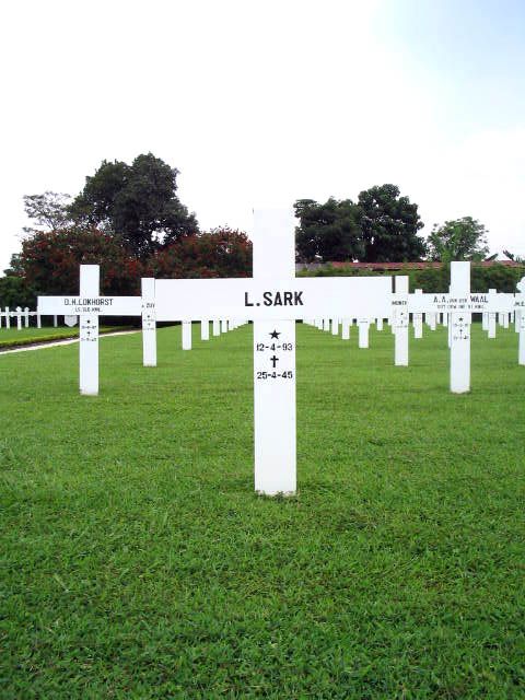 sark.l.2005.jpg