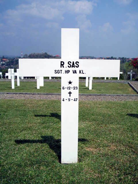 sas.r.2004.jpg.JPG