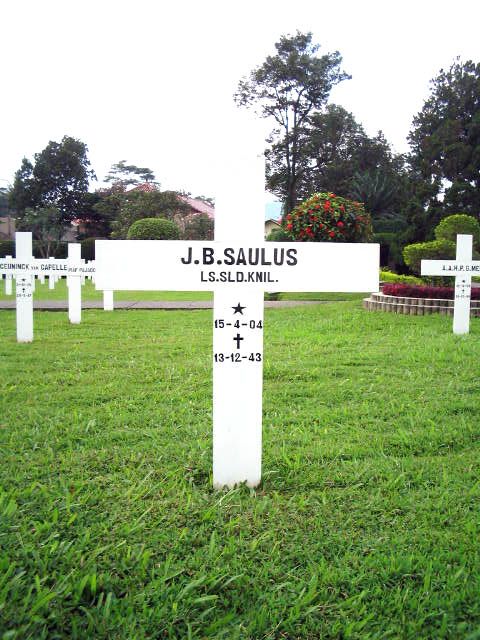 saulus.j.b.2005.jpg
