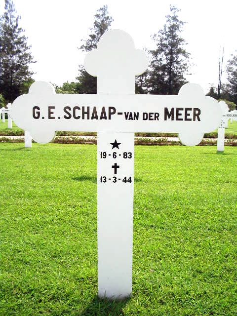 schaap v der meer.g.e.2004.jpg