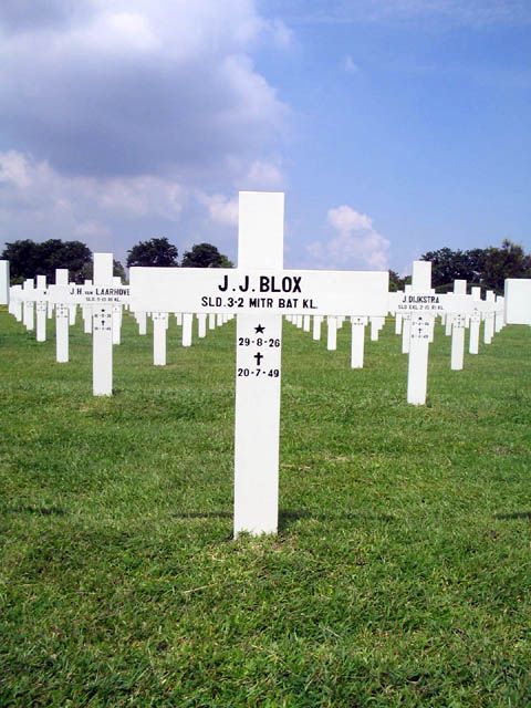 blox.j.j.2005.jpg