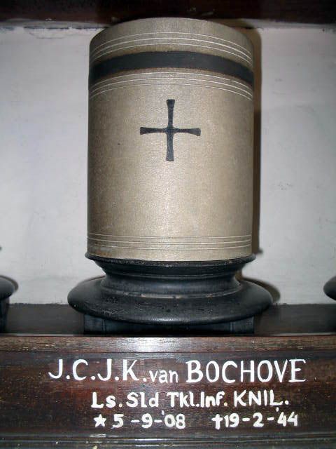 bochove.van.j.c.j.k.2005.jpg