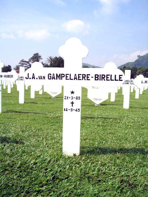 gampelaere.van.birelle.j.a.2005.jpg