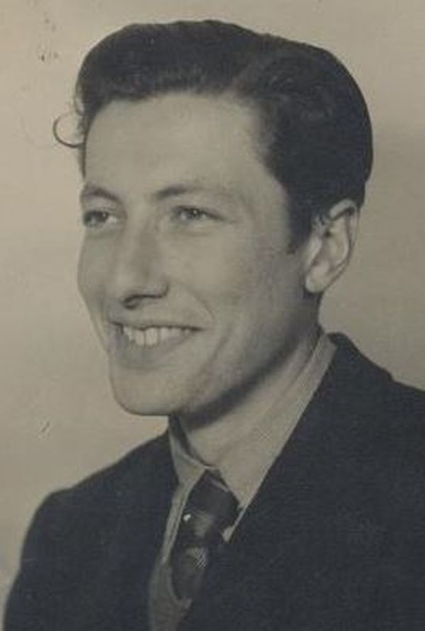 Portretfoto T. Biallosterski, foto familie.JPG