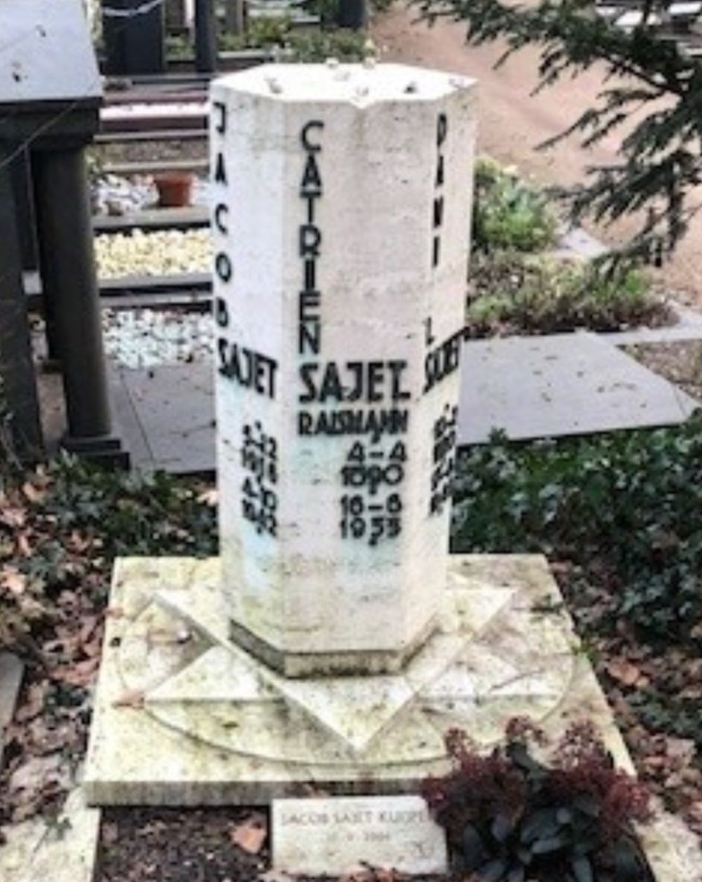 Graffoto J. Sajet.jpg