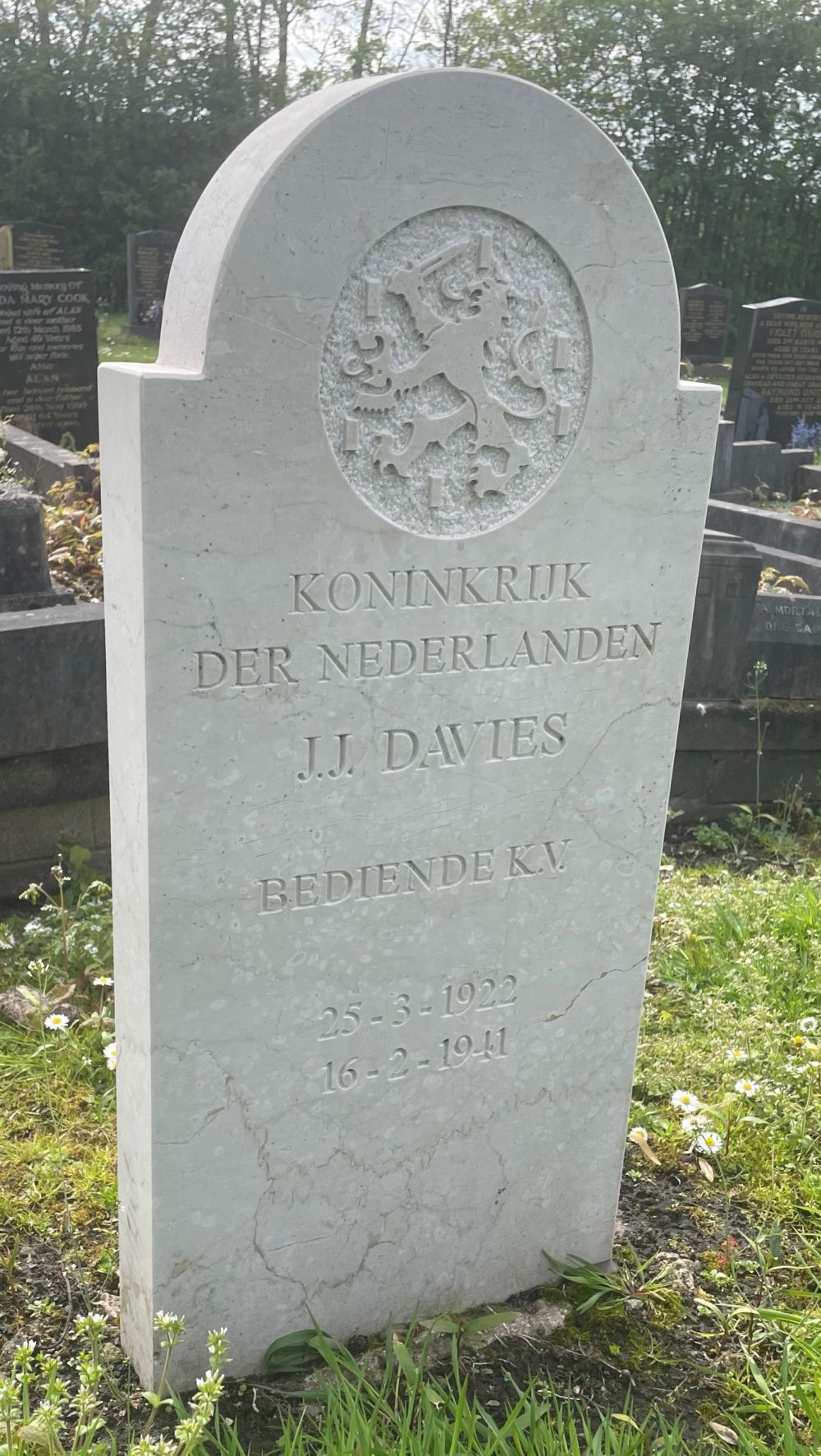 Graffoto J.J. Davies, courtesy Daniel Worrall.jpg