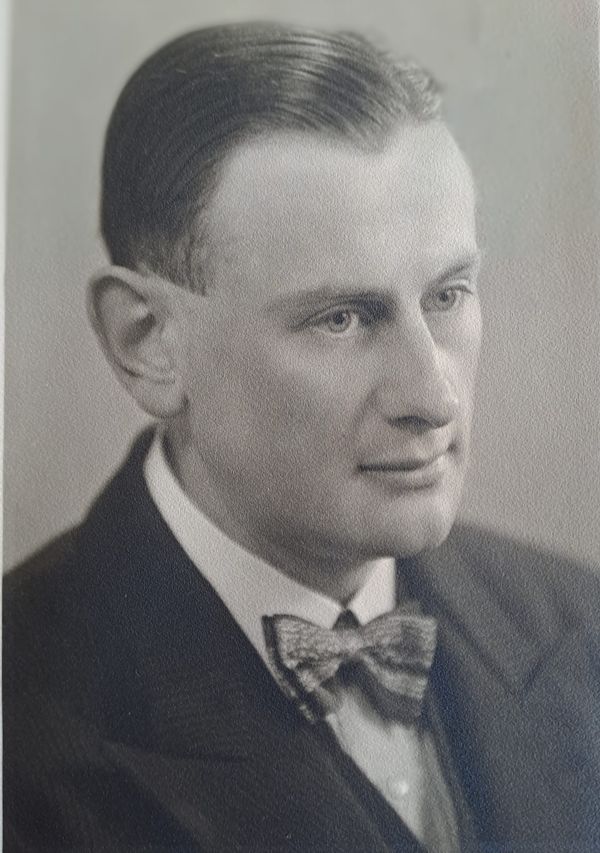 Portretfoto B.A. Roelofs, foto familie.jpg