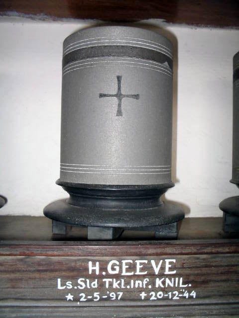 geeve.h.2005.jpg