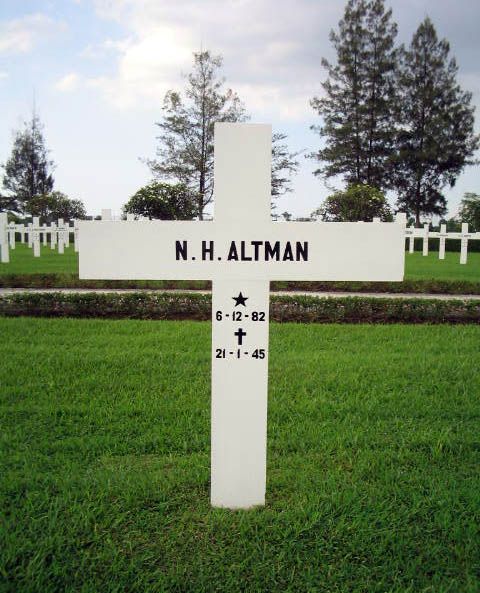 altman n.h.2004.jpg