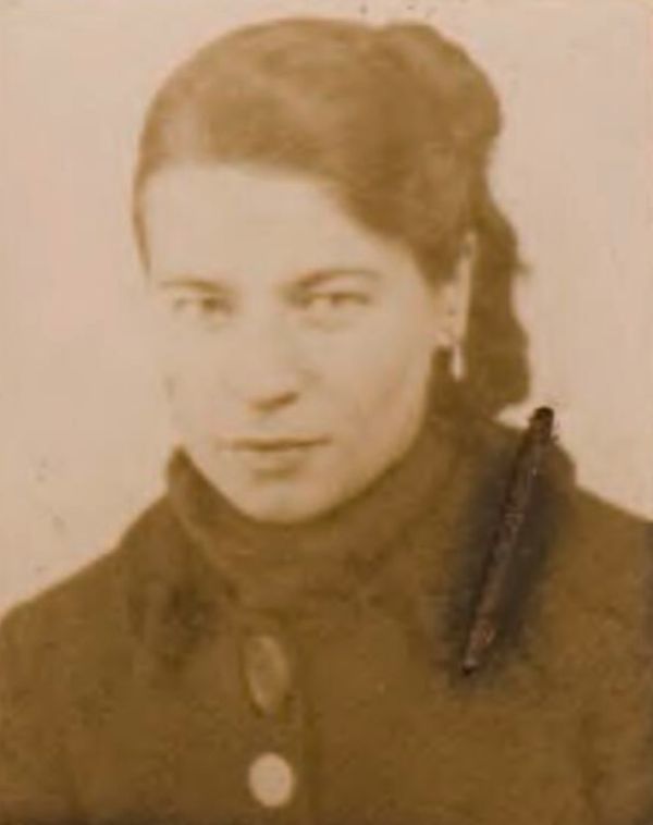 Portretfoto E.J. Kolk-Koot, foto Stadsarchief Amsterdam.jpg