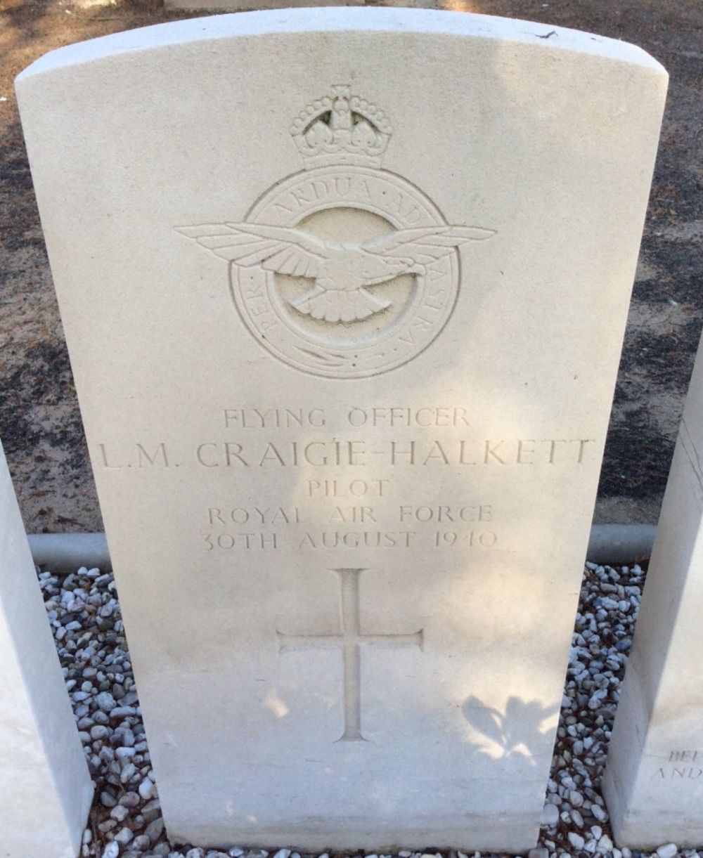Graffoto L.M. Craigie-Halkett.jpg