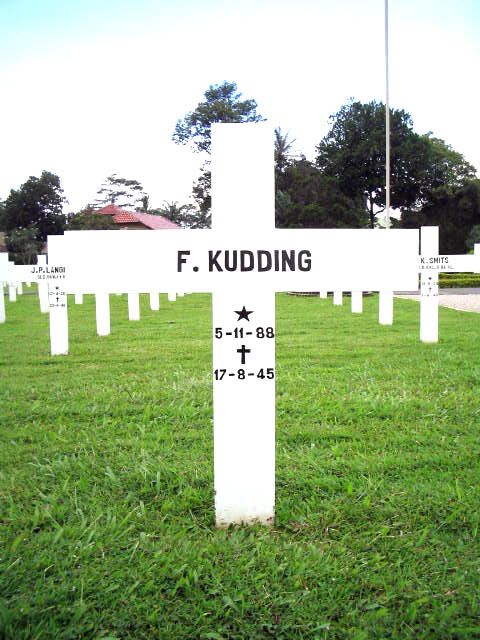 kudding.f.2005.jpg