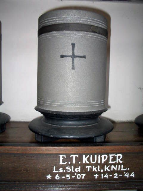kuiper.e.t.2005.jpg