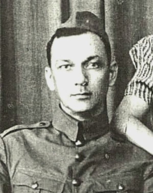 Portretfoto2 F.G.J.L. de Jong, foto familie.jpg