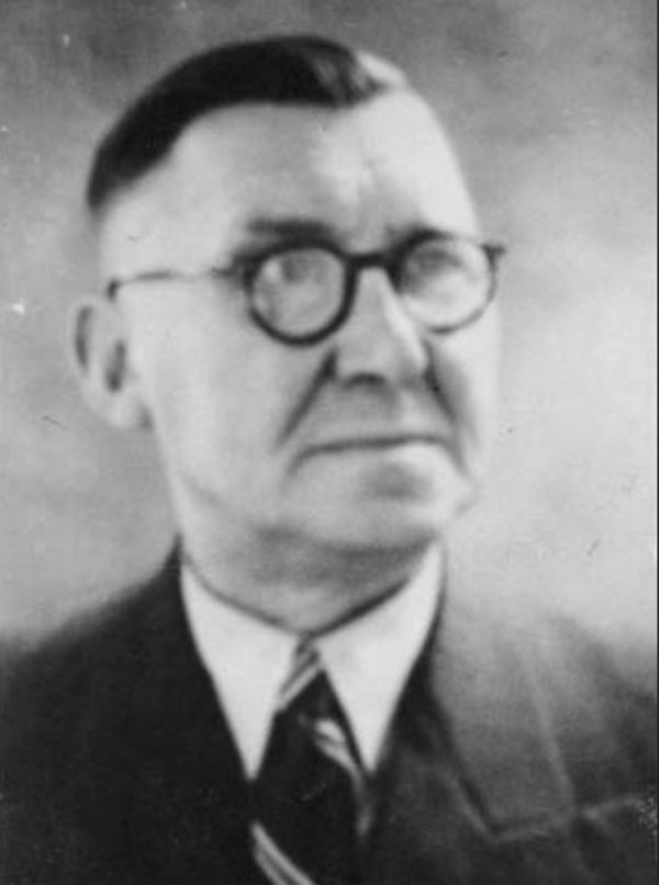 Portretfoto T. Schuilenga, foto familie.jpg