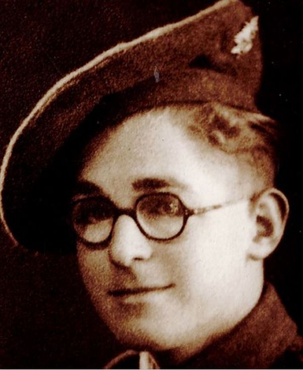 Portretfoto D.F. Tite, foto familie.jpg