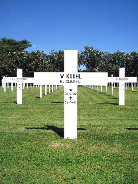 kuuhl.w.2005.jpg