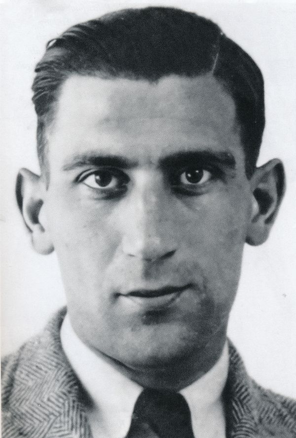 Portretfoto Jacob Acohen, bron boek Jeanne, de Leugenaarster.jpg