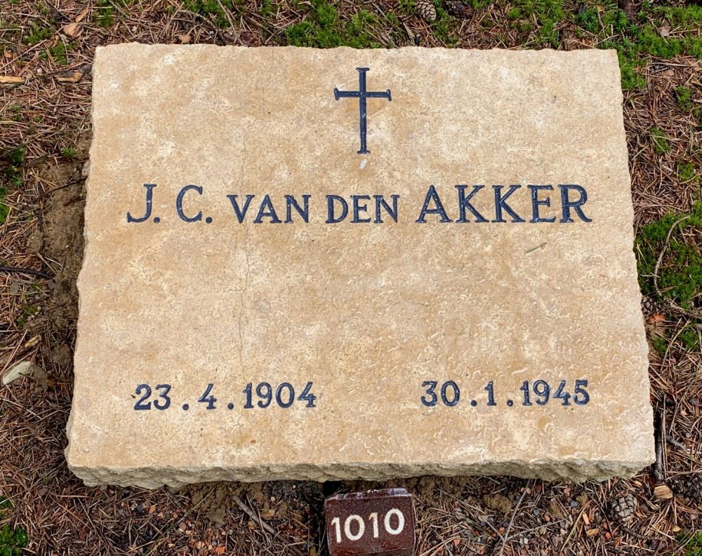 Graffoto J.C. van den Akker.jpg