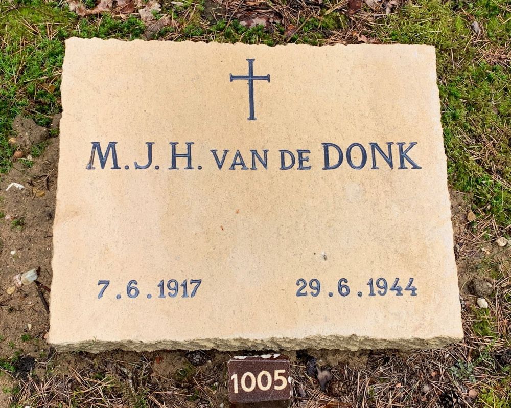 Graffoto M.J.H. van de Donk.jpg