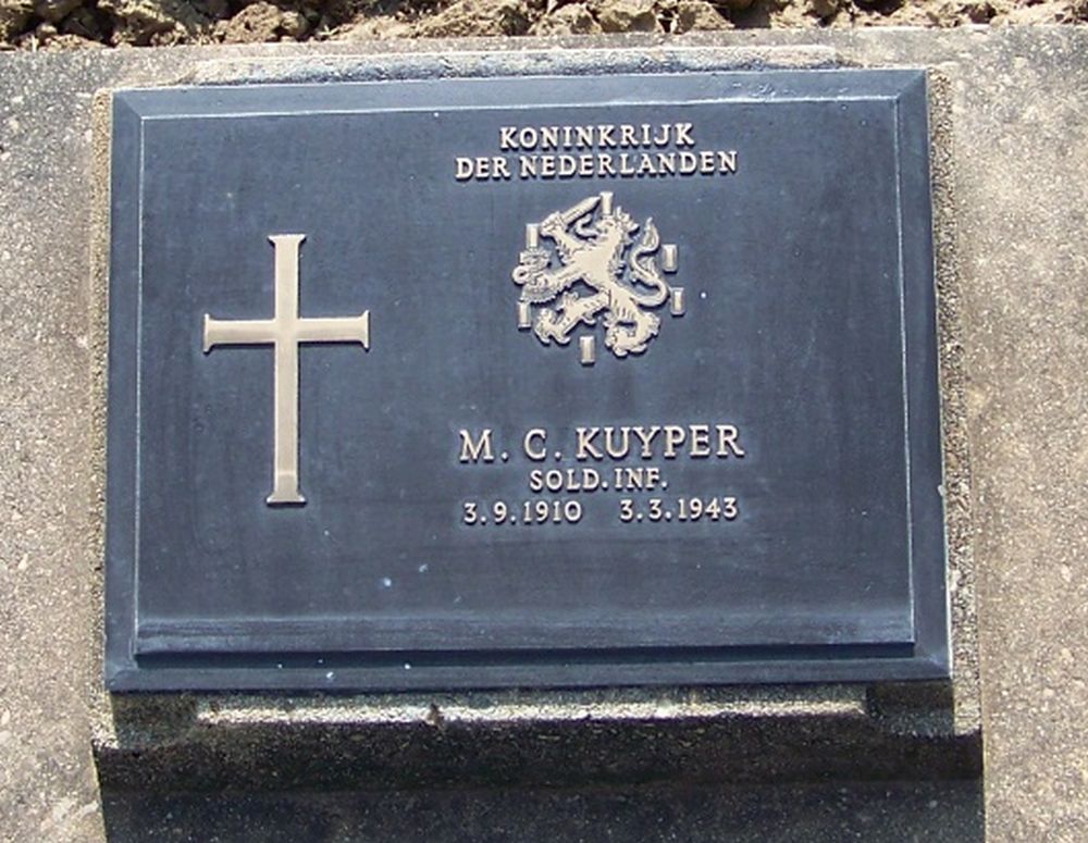 5. E. 60.JPG