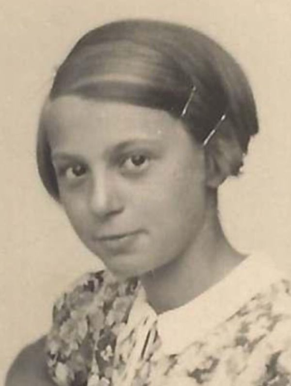 Portretfoto W. Behr.jpg