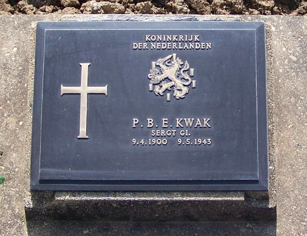 5. E. 62.JPG