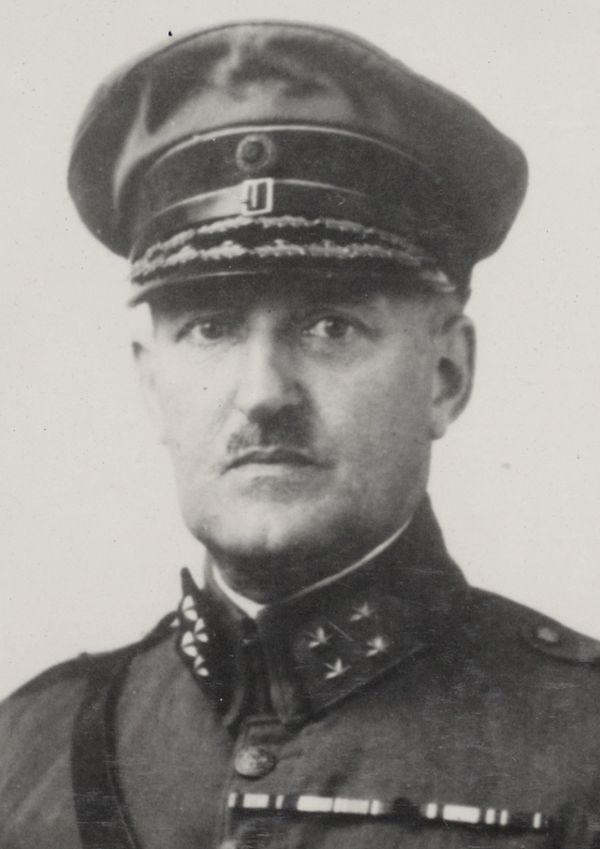 Portretfoto J.H. Wesseling, bron Nationaal Archief.jpg