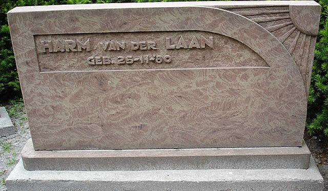 LaanvanderH.2005.jpg