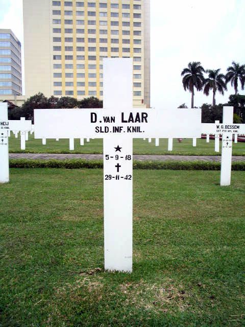 laar.van.d.2005.jpg