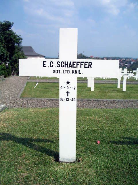 schaeffer.e.c.2004.jpg.JPG