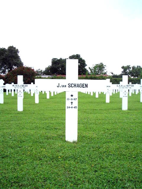 schagen.van.j.2005.jpg