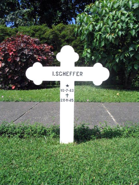scheffer.i.2005.jpg