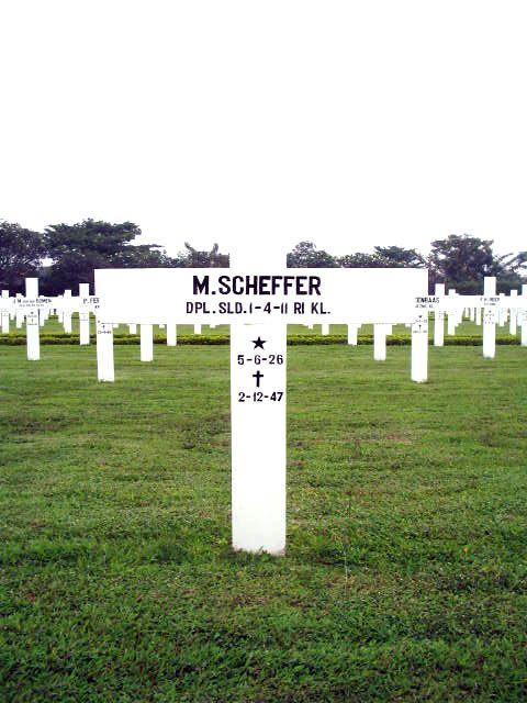 scheffer.m.2005.jpg