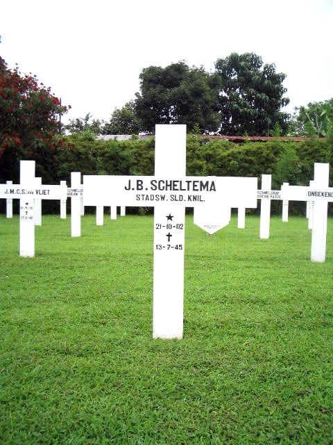scheltema.j.b.2005.jpg