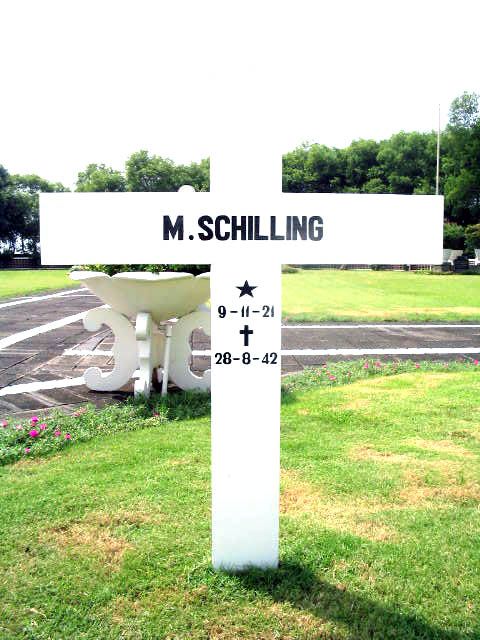 schilling.m.2005.jpg