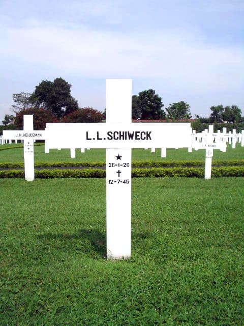 schiweck.l.l.2005.jpg
