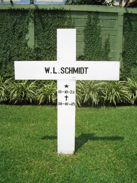 schmidt.w.l.2005.jpg