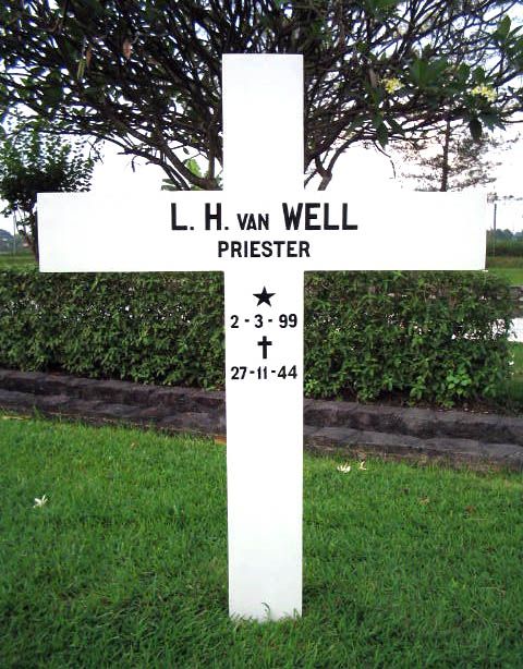 well v.l.h.2004.jpg