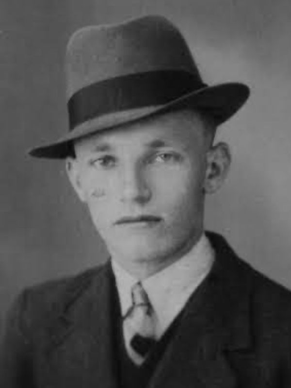 Portretfoto K.G. Dikkers, bron Stolpersteine Lochem
