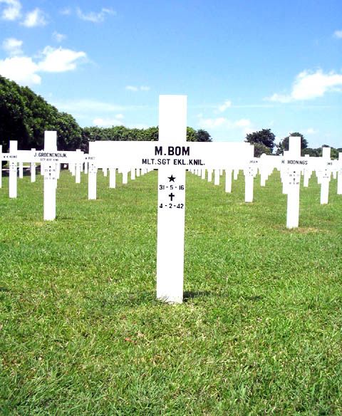 bom.m.2005.jpg.JPG