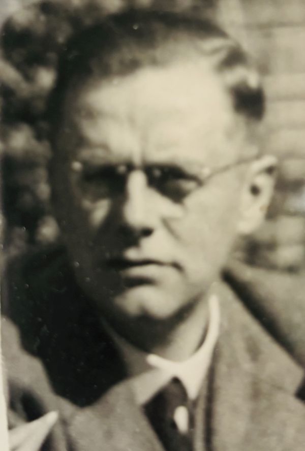 Portretfoto A.J.L. Ketelaar, foto familie